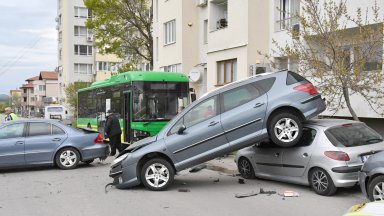 Пътна обстановка: 40 души са ранени при катастрофи през изминалия ден