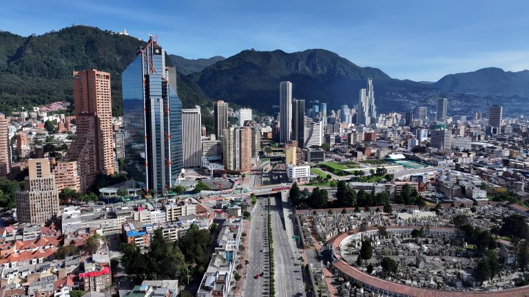 Световна среща в Колумбия търси изход от зависимостта от изкопаемите горива