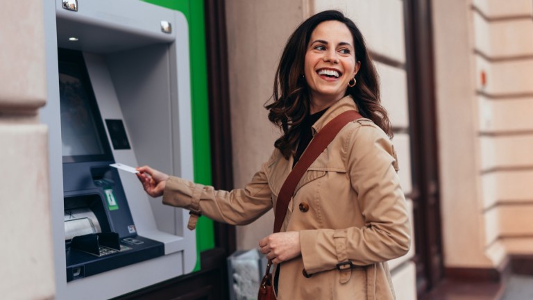 Финансов пробив: 3 зодии най-сетне ще видят пари след дълъг период на трудности