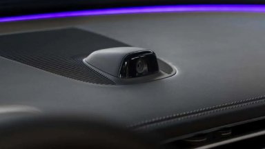 Под постоянно наблюдение: САЩ планират задължителни камери за шофьорите от 2027 г.