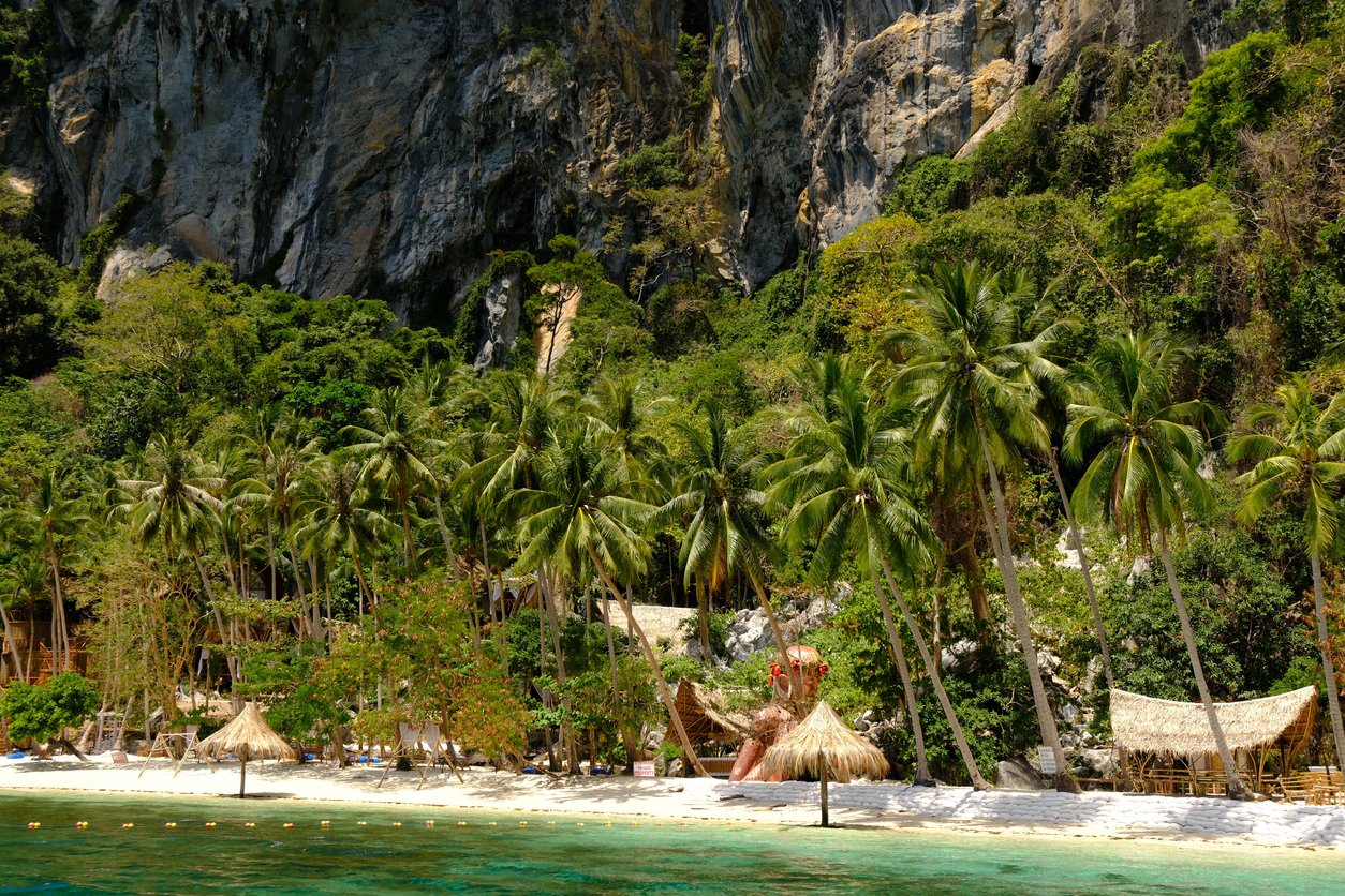 Енталула Бийч в Палаван, Филипините 