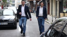 Ще бъдем остри, ако кабинетът не мисли за демонтаж на модела, заявиха от "Да, България"