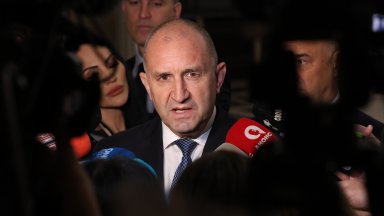 Румен Радев на влизане в парламента: Има голяма вероятност да съм премиер