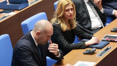 Михаела Доцова от "Прогресивна България" е новият председател на парламента