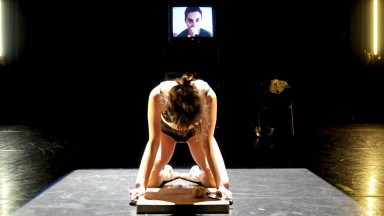 Галерия Куб-Топлоцентрала представя "Нестабилен баланс" на Мария Кефирова 