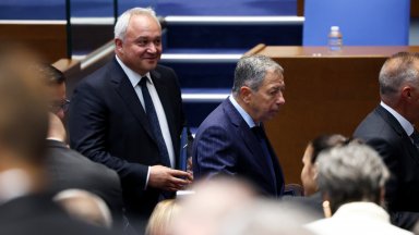 Демерджиев обеща НС да обсъди промени за охраната на Пеевски и Борисов