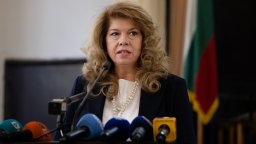 Йотова на 1 май: Недопустимо е в 21 век в европейска България да има работещи бедни