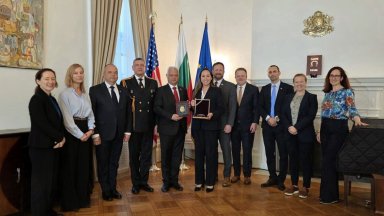 Цялото ръководство на МВР е на посещение в САЩ, делегацията води Дечев, с него е и Кандев