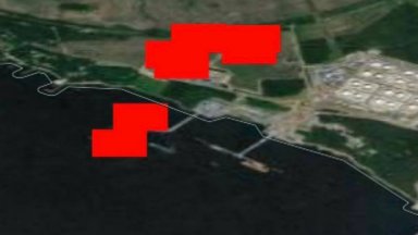 Украйна удари нефтен терминал в Приморск, Москва я обвини за атака с дрон по Запорожката АЕЦ 