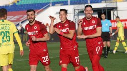 ЦСКА намери заместник на Карабах, ще играе с поляци от втора лига