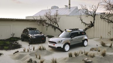 MINI Countryman се превърна в мобилна сцена за музика