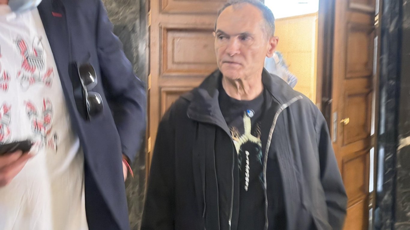 Съдебен процес срещу Васил Божков за подбудителство към убийство отново отложен