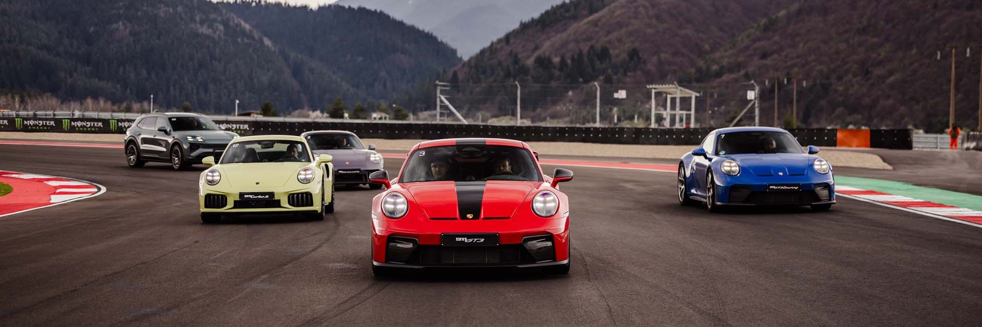 Легендарното Porsche 911 завладя пистата A1 Motor Park в България