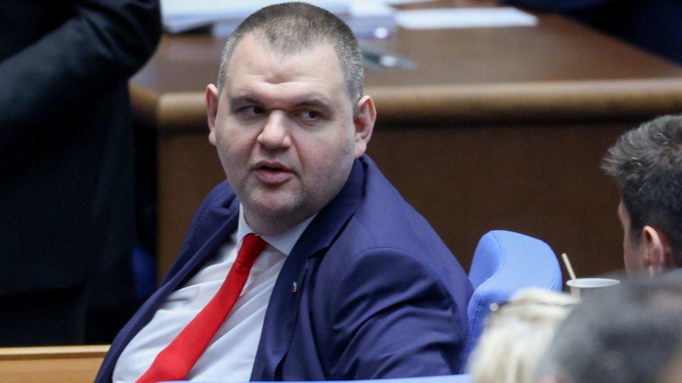 Прокуратурата прекрати разследване по сигнал за доходи на Делян Пеевски