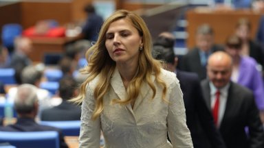 Велислава Петрова поиска спешно решение от Вашингтон за безвизовото пътуване до САЩ