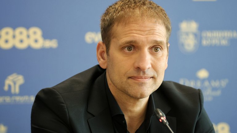 Стилиян Петров поздрави Астън Вила за класиране на финал в Лига Европа