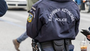 Гръцка корабна компания "ужилена" с 4 милиона евро, парите били прехвърлени към българска банка