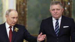 Путин към Фицо: Русия ще направи всичко възможно за енергийните нужди на Словакия