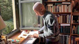 Авторът на "Черната книгa" Свами Тиртха пристига в София за премиерата на "Преди изгрева"