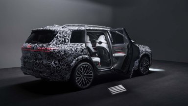 Audi разкри интериора на Q9, премиерата ще бъде след два месеца