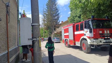 Мощен гръм до детска градина в Горна Оряховица вдигна полиция и пожарна на крак