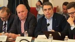 "Ще има обратен ефект": От ПП и ДБ не подкрепиха пакета срещу високите цени