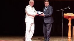 Кирил Вълчев получи награда от Висшето военноморско училище във Варна
