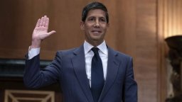 Сенатът на САЩ утвърди Кевин Уорш за нов президент на Федералния резерв