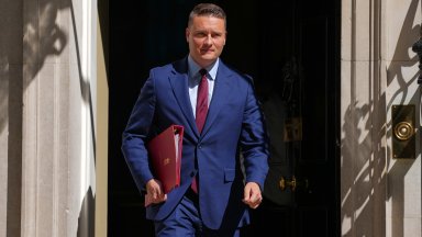 Британският здравен министър и претендент за поста на Стармър подаде оставка