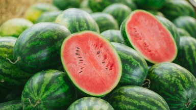 Какво издава формата на динята за нейния вкус и вътрешност