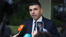 Мирчев: Спирането на оръжията за Украйна е външнополитически завой и стратегическа грешка