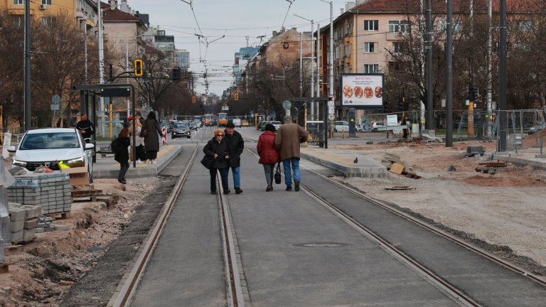 Ремонт променя движението по бул. "Ал. Стамболийски" в София