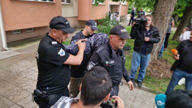 Полицията задържа мъжа, обвинен за стрелба да метростанцията в "Надежда"