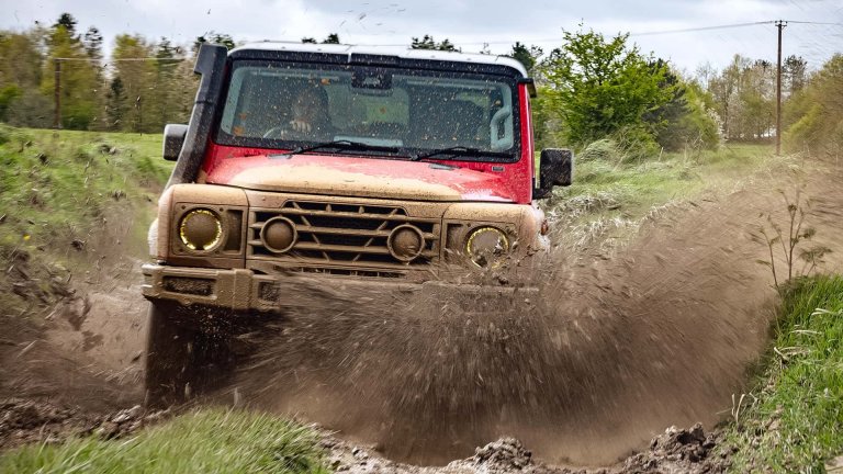 INEOS Grenadier Trialmaster X кръстосва висока проходимост и лукс
