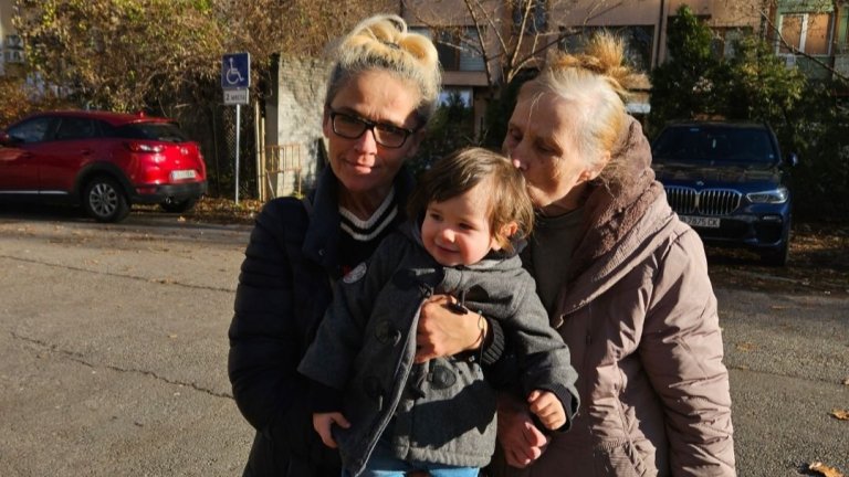 Десислава Иванчева загуби майка си