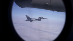 Румънски F-16 свали украински дрон над Естония, Латвия обяви въздушна тревога