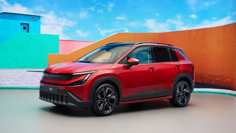 Skoda Epiq дебютира с нов дизайн и технологии (снимки и видео)