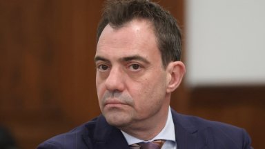Освободиха и заместник-директора на Агенция "Митници"