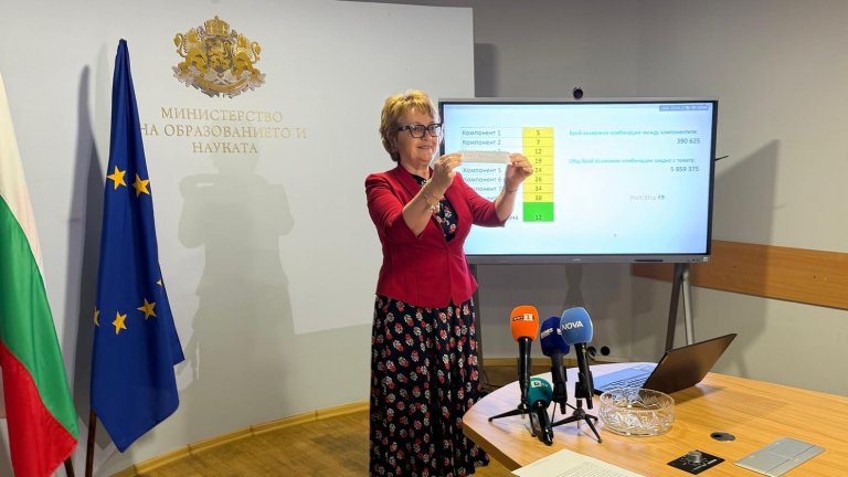 Държавен зрелостен изпит по Български език и литература: Над 50 000 зрелостници се явиха на матура