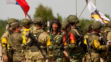 Стотици руски военни, тайно обучени в Китай, воюват в Украйна