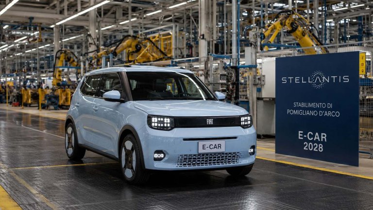 Stellantis ще създаде нов малък и достъпен електромобил