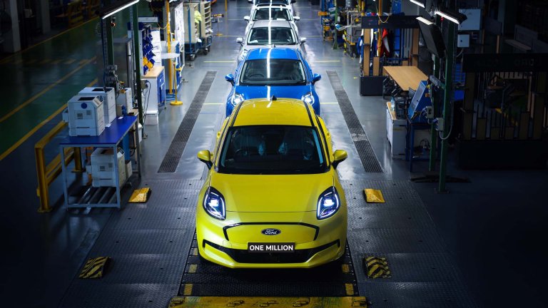 Ford връща инженери след грешки от изкуствен интелект