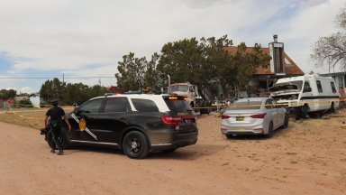 Досег с неизвестна дрога уби трима и вкара в болница над 10 служители от спешните служби в САЩ