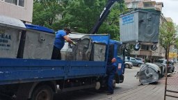 Ударно подменят развалените контейнери за смет в София