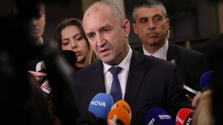Радев: Предполагам в чий интерес шефът на ДАНС отмени изгонването на украинеца от КУБ
