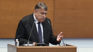 МОН готви промени в НВО след 4 клас заради стреса върху малките ученици