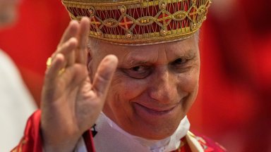 Папа Лъв XIV посвещава първата си енциклика на небожественото - на Изкуствения интелект
