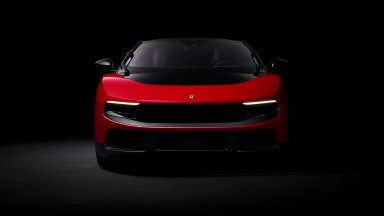 Първото Ferrari Luce беше продадено за 40 милиона долара
