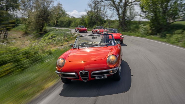 Alfa Romeo Spider навърши 60 години (галерия и видео)