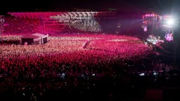 Iron Maiden разтърсиха 40 000 с епично шоу в София (снимки/видео)